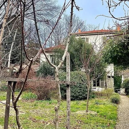 Small Studio In My House With Garden * Lyon